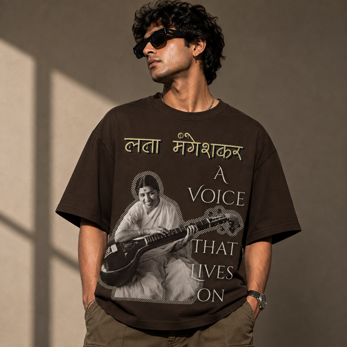 Lata Mangeshkar - Oversized T-shirt